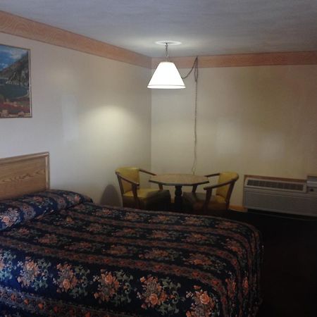 Knotty Pine Motel Salisbury Kültér fotó