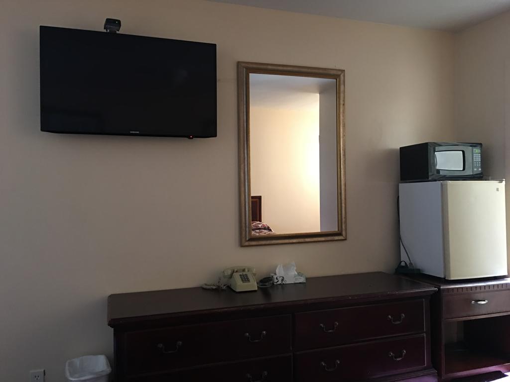 Knotty Pine Motel Salisbury Kültér fotó